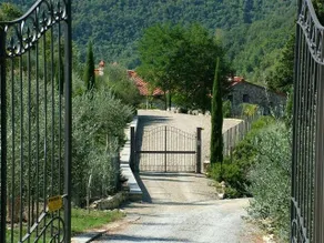 The Seventh Wonder Villa Fonati - Image 3