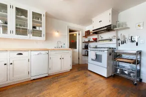 Corner Store Loft w/ SAUNA, Firepit, Private Deck! - Image 5