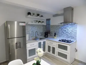 Apartment C - Image 2