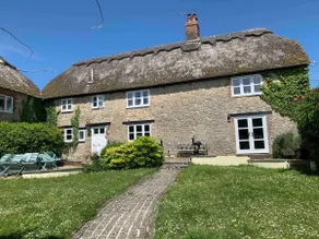 Large 15th C Farmhouse, 4m Lyme Regis, Sleeps 9 - Image 4