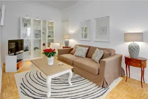 MINUET - Beautiful one bedroom with balcony! - Image 3