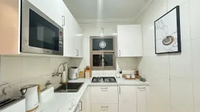 Philips Hue Smart Stay | 5G • Netflix • Espresso - Image 3