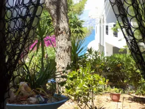 RENTED GROUND FLOOR APARTMENT IN SARONIDA - Image 2