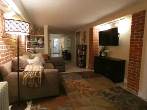 Cozy chic apartment in lovely Mt. Pleasant - Image 3