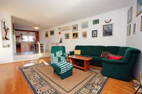 Two-Bedroom Apartment In Supetar - Image 2
