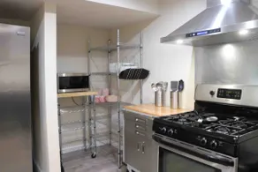 Spacious 1700 sq ft. | 3 bedroom | ♛ Suite - Image 3