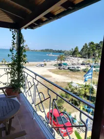 Nicolas Beach House - Image 5