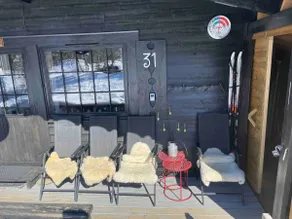 Child-friendly cabin with parking 30 m from the cabin - Image 3