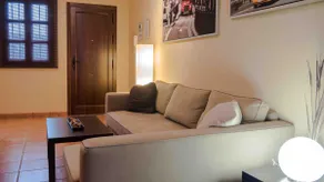 Apartamento El Salón - Image 4