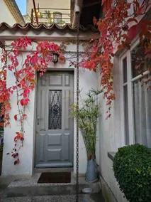 Charming apartment at the foot of the castle - Image 3