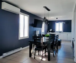 Spacious 4BRs/2Baths with private parking and patio! - Image 3