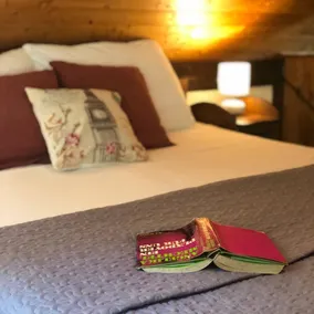 Rustic room in Rastoke surrounded by greenery - Image 3