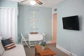 Wildwood Classic 3 BR 2,5 BA APT Beach and Boardwalk - 1 block or 5 min walk! - Image 3