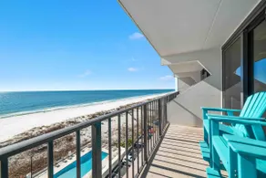Beachfront - Amazing Location - Spectacular Views! - Image 2
