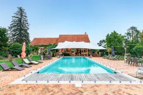 Petite Ville Estate - Image 3