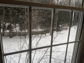 Creekside Hideaway - Image 4