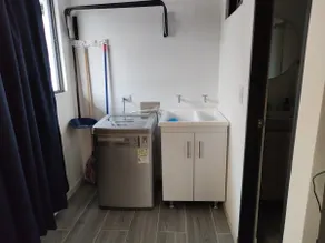 Loft with free parking - Image 5