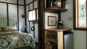 The Green Cabin @ Buttermilk Acres - Image 3