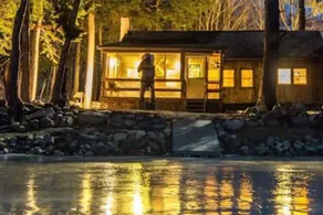 Quiet Getaway on small pond on Private road - Image 4