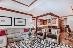 Exclusive 2BR Ritz-Carlton w Mountain Rustic Décor Save 20% on 7 Nights! - Image 3