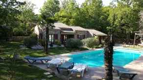 Exceptional setting for a villa with 4,800 m² of land - Image 2