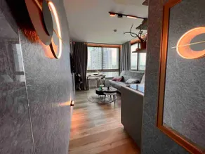 C Tower Premium Apt, Sea View - Image 4