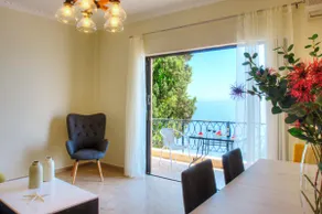 T8 APARTMENT ON THE BEACH - Image 4