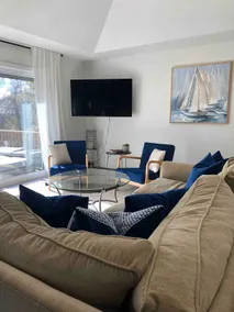 Bluepoint Oasis - Image 2
