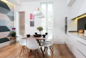 STUNNING Brand New Apartment - Image 2