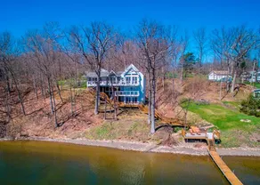 Paradise on the Lake - Image 2