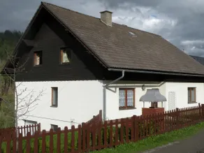 House with garden, dogs welcome! - Image 2