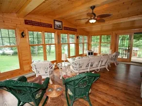 Eagle Bay Lodge on Long Lake 6 bedrooms, 14 beds - Image 3