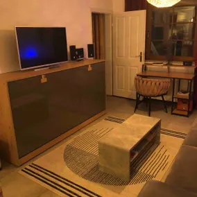 Quiet Business Apartment w. Balcony & Homeoffice - Image 4