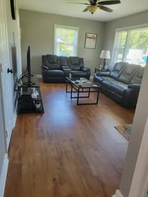 Elegantly Updated Home convenient to I40 - Image 3