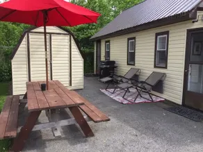 Country Cabin Two by the Trent River - Image 3