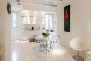 Charming Flat in centro a Ferrara con posto auto - Image 3