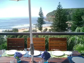 Macs Beach House - Image 3