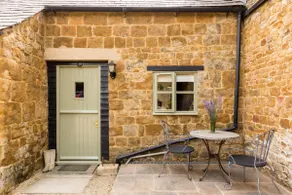 Herrieffs Cottage - Image 2