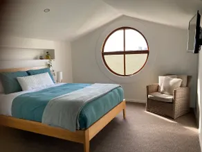 12 Rocks Beach View Loft Central Port Campbell - Image 2