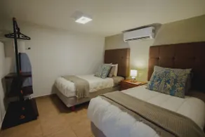 Comfort Loft, 5 min to Poliforum, A/C, Ground Floor - Image 2