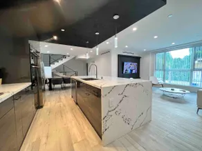 **NEW** LUXURIOUS LA HOME (Private Rooftop, Outdoor TV, Firepit, etc.) - Image 3