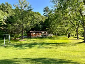 Welcome to Timber Creek Retreat! - Image 3