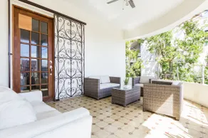 Historic 3BR + Private Terrace · Ocean Park · Steps to Beach & Loíza St - Image 2