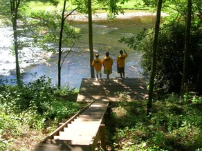 Riverside Mountain Retreat for 11 - Image 2