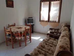 Quiet, comfortable accommodation with sea view - Image 3