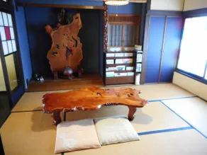 UKA HOUSE - Image 4