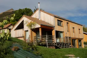 Wooden lodge with sauna, all comfort, Gap - Image 5