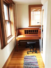 It's a charming Boston townhouse! - Image 5