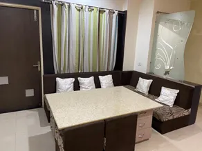 Blue Sky Luxury Home Stay, 3 BHK Flat - Image 5