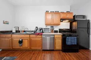 Cozy 1 bdr/1br near downtown - Image 2